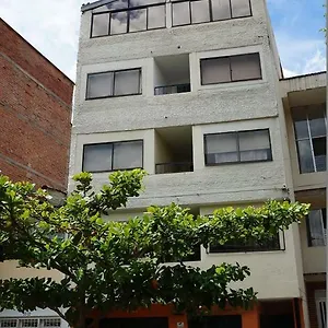 Habita Estudios Laureles Inn Medellin